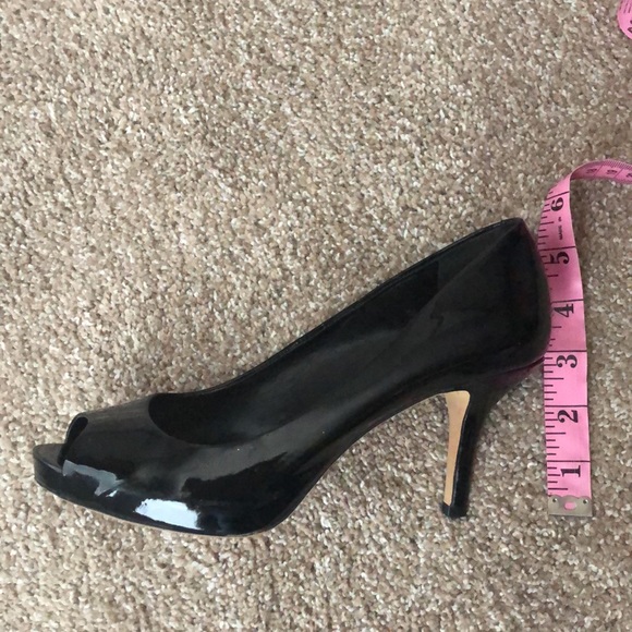 Vince Camuto Patent Leather Peep Toe Heels, Size 7 - Picture 11 of 11